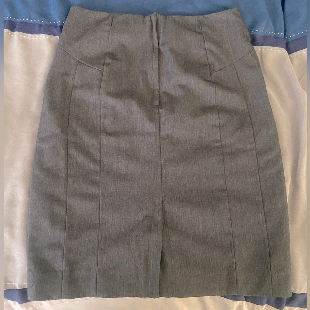 H&M Gray Pencil Skit - Picture 2 of 4
